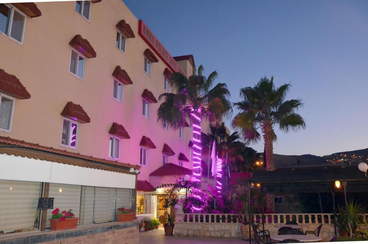 Amra Palace International Hotel Wadi Musa Exterior photo